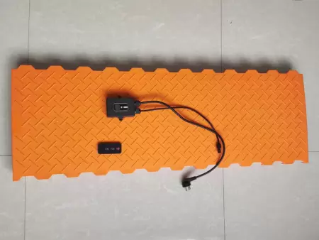 Electric piglet warming floor